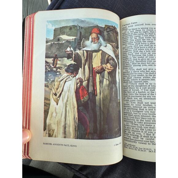 The Holy Bible RSV 1962 Revised Standard Concordance World Pub.  Black Red Edge. - Picture 6 of 6